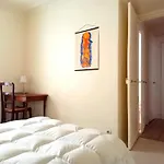 Stay In Central Paris Near Arc De Triomphe