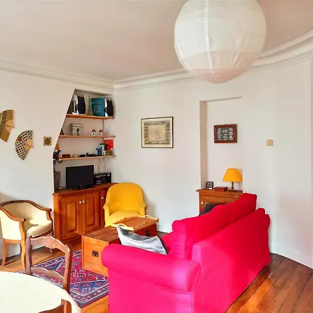 Apartment In Near Arc De Triomphe *